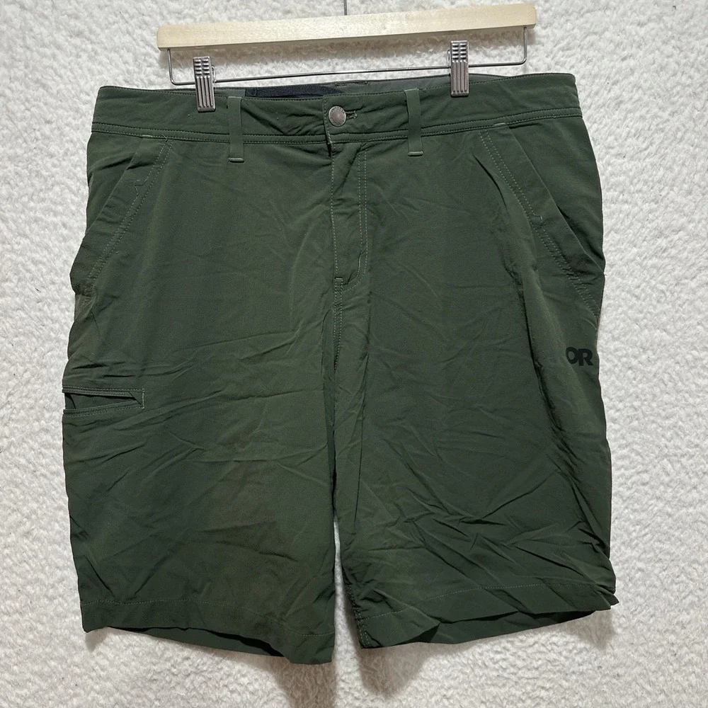 Outdoor Research Cargo Shorts Men's Size 36 Green Hiking Outdoors Stretch Logo